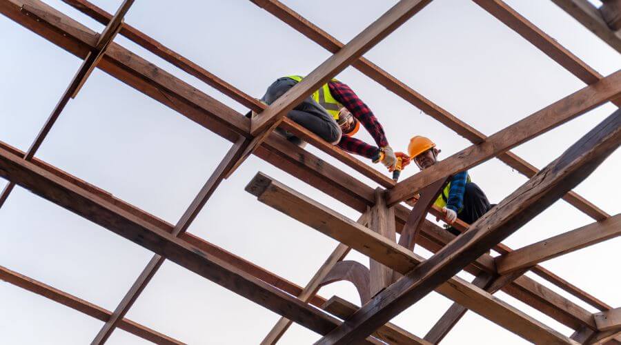 Professional residential roofers in Foster City, MI